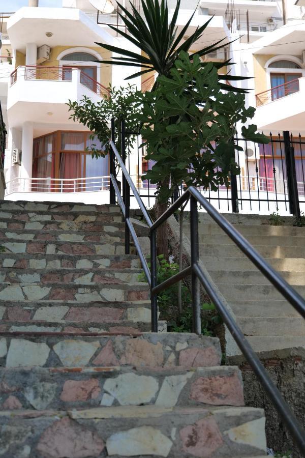 Hotel Ceka Саранда Екстер'єр фото