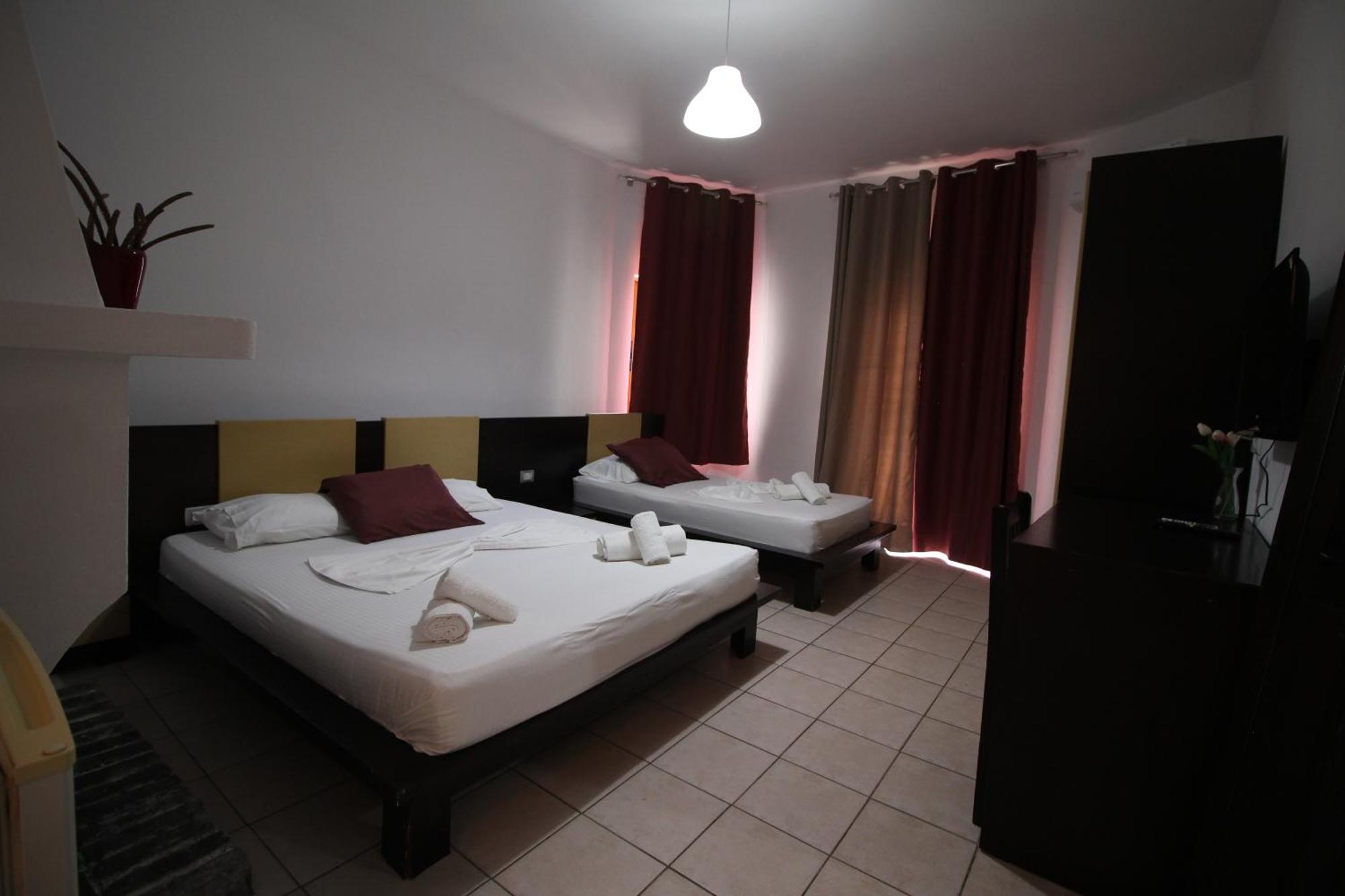 Hotel Ceka Саранда Екстер'єр фото