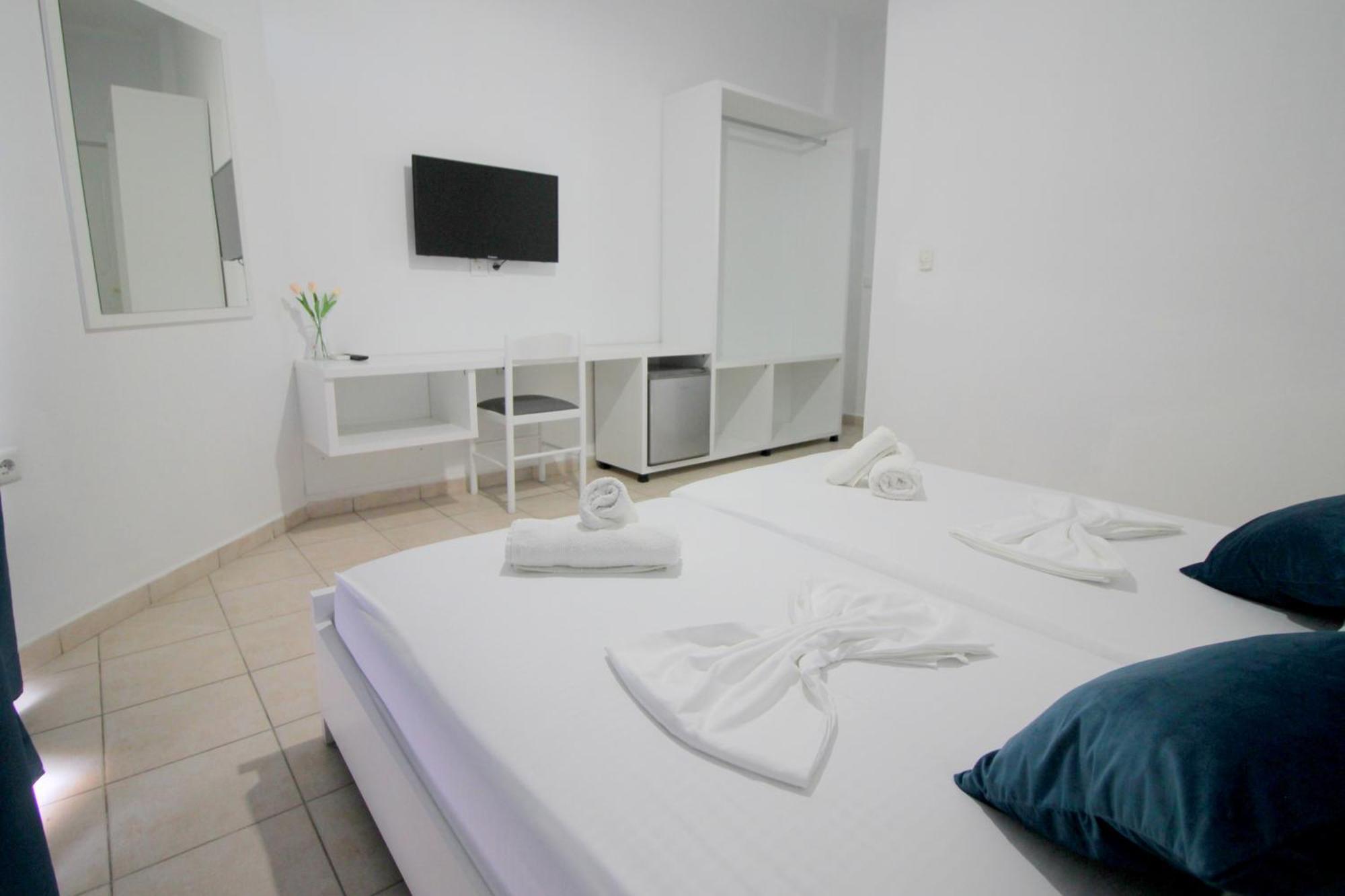 Hotel Ceka Саранда Екстер'єр фото