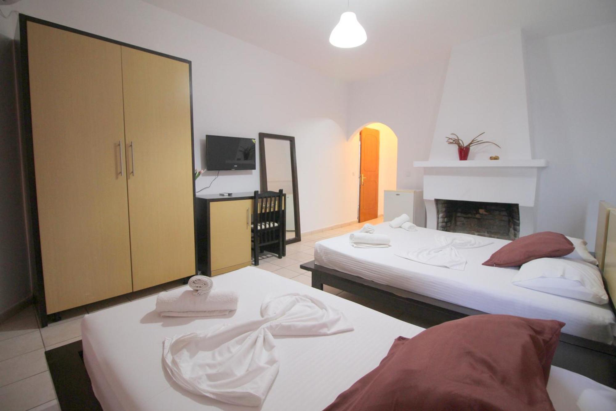 Hotel Ceka Саранда Екстер'єр фото