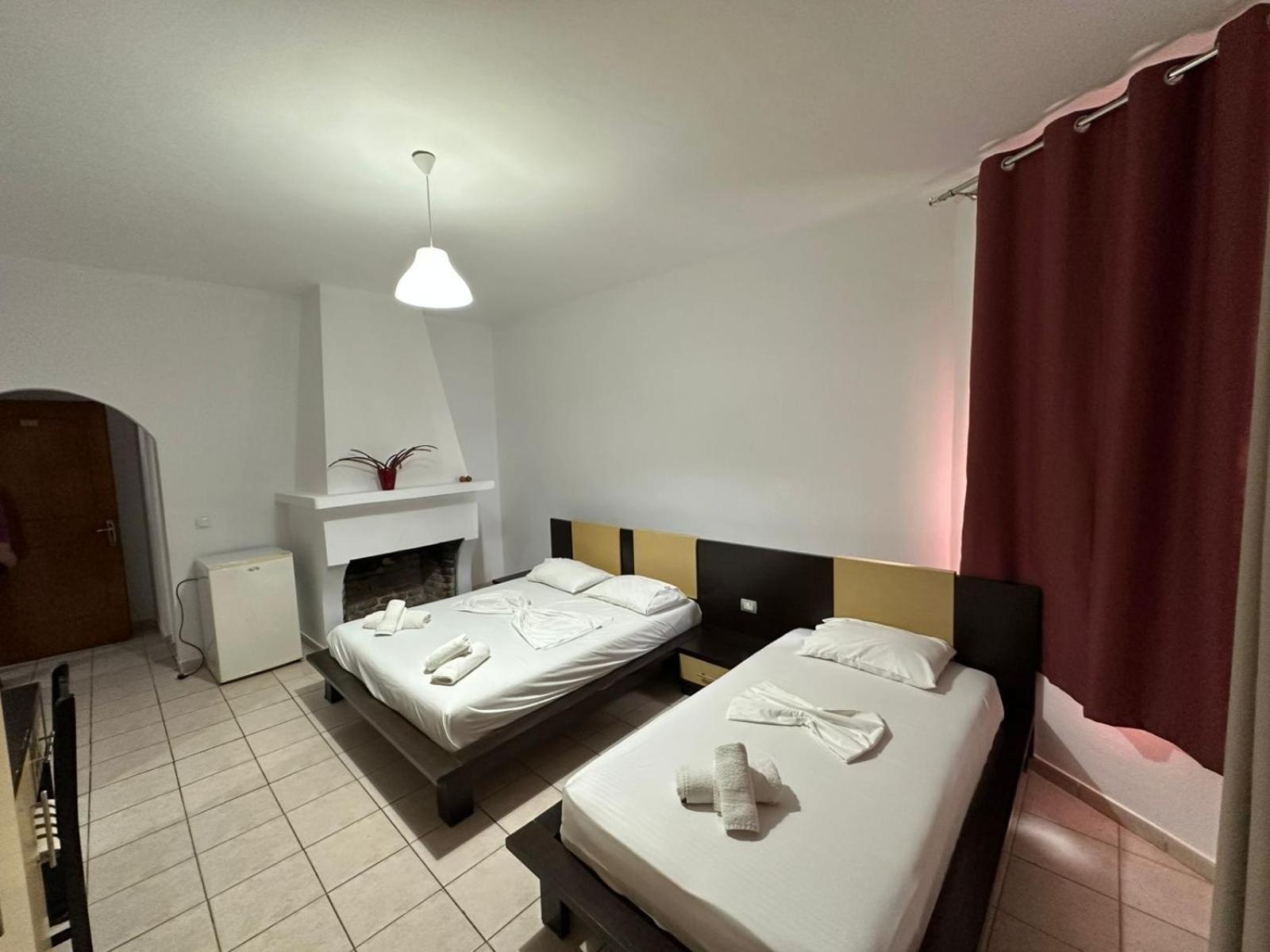 Hotel Ceka Саранда Екстер'єр фото